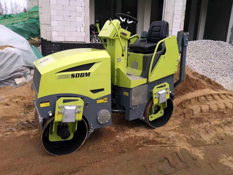 奔馬小型壓路機土方壓實、溝槽回填施工案例